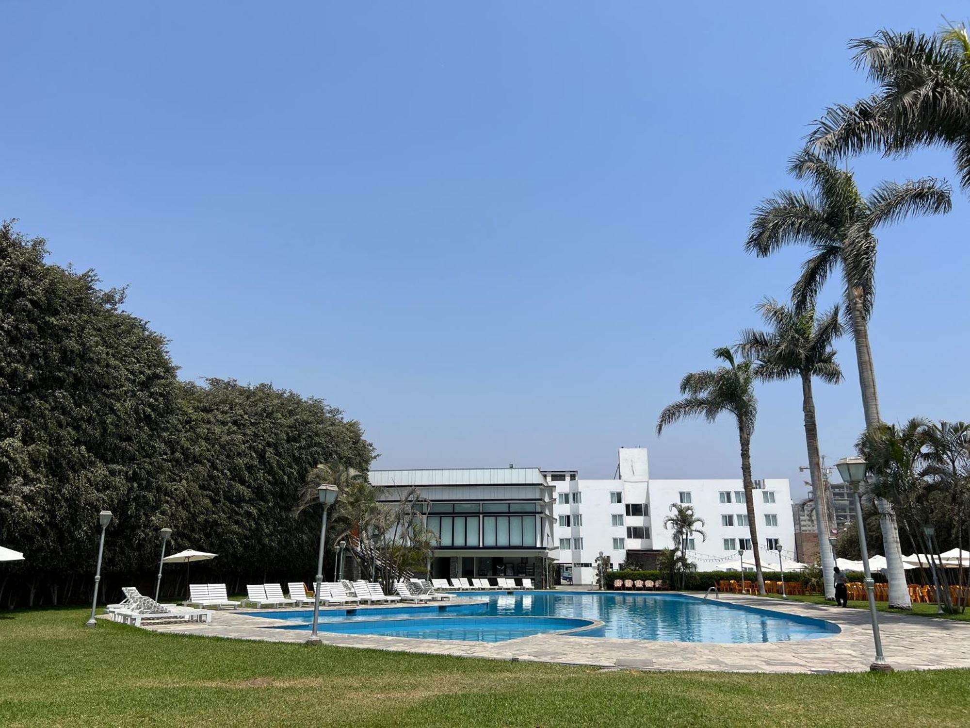 Hotel Hacienda Lima Norte Exteriör bild