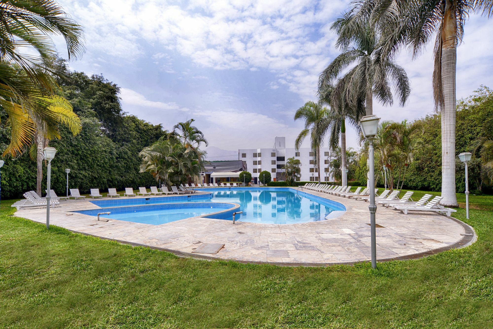 Hotel Hacienda Lima Norte Exteriör bild
